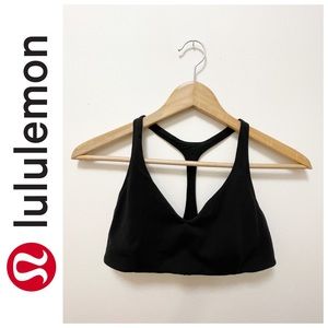 Lululemon black sports bra
